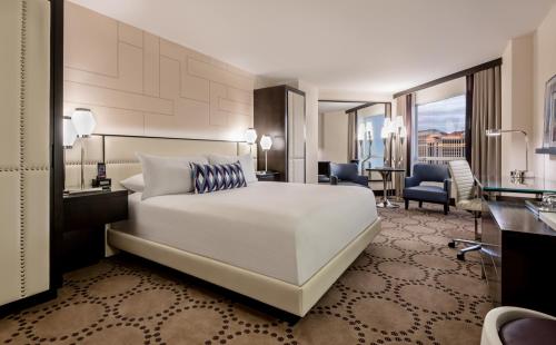 Room image 6