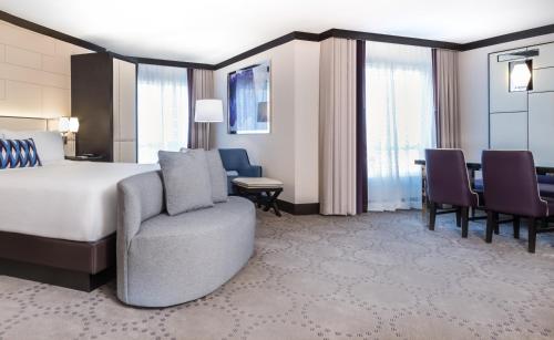 Room image 5
